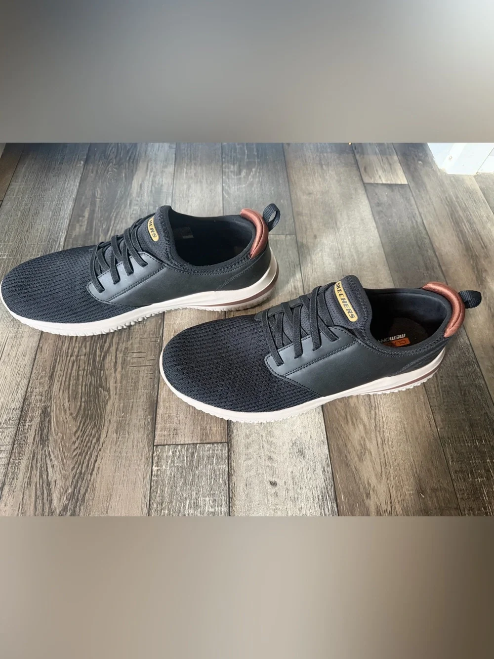 Skechers Men’s Black Casual Knit Sneakers